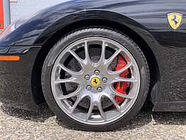 Ferrari 599 GTB HGTE Fiorano nero-rosso